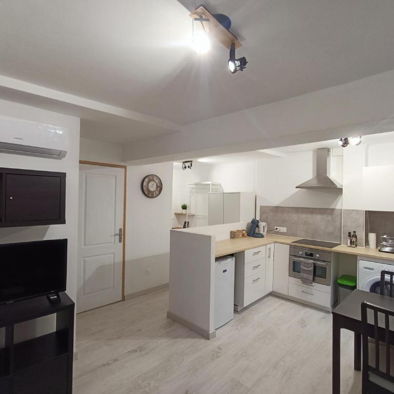 T3 cosy climatisé, intra-muros Avignon - Apartment mit 2 Schlafzimmern - 5