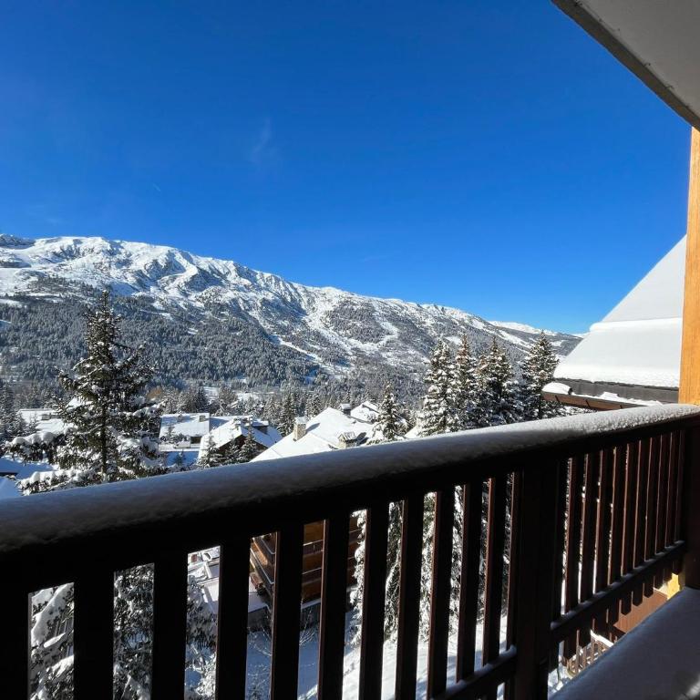 Duplex rénové à Méribel, proche pistes et commerces, balcon avec vue, Wi-Fi inclus - FR-1-688-53 - Appartamento - 13
