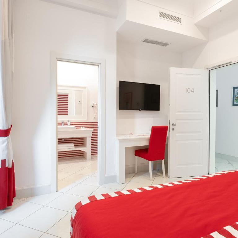 Duomo Guest House - Stay in Sorrento - Double or Twin Room with Balcony - 3