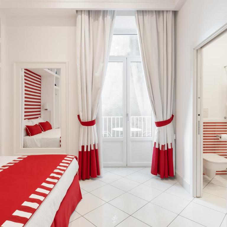 Duomo Guest House - Stay in Sorrento - Double or Twin Room with Balcony - 8