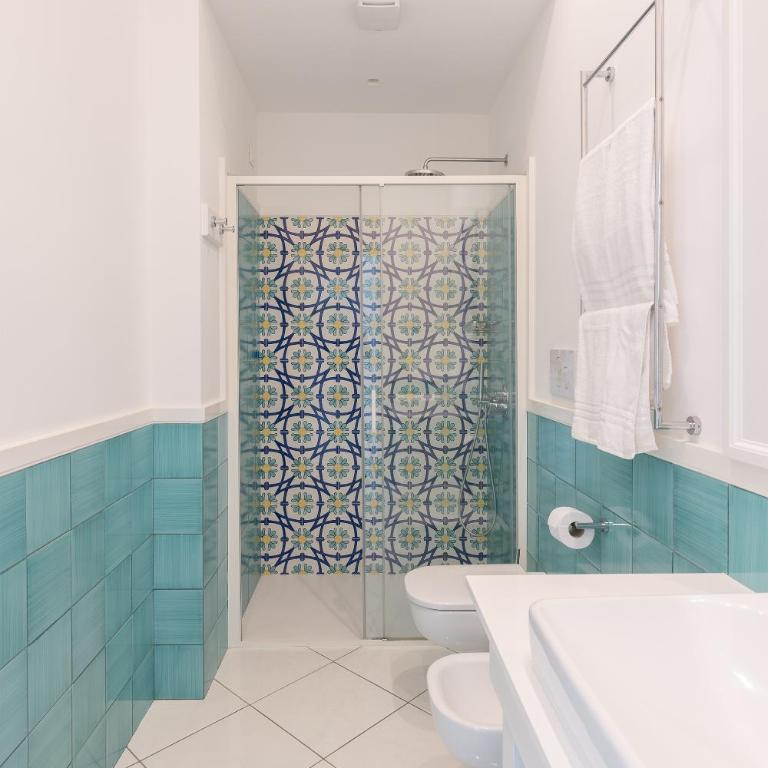 Duomo Guest House - Stay in Sorrento - Double or Twin Room with City View - 7