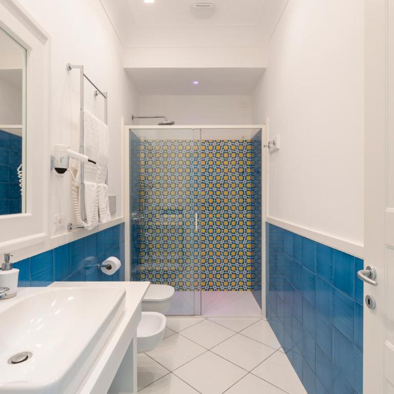 Duomo Guest House - Stay in Sorrento - Double or Twin Room with City View - 14