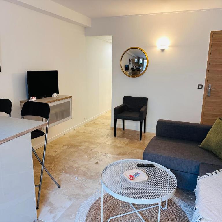 Appartements 3 étoiles terrasse ou patio intra-muros - Apartamento - Planta baja - 4