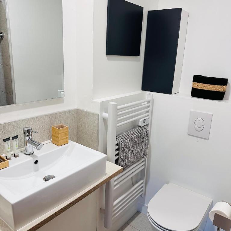 Appartements 3 étoiles terrasse ou patio intra-muros - Apartamento de 1 dormitorio - 2