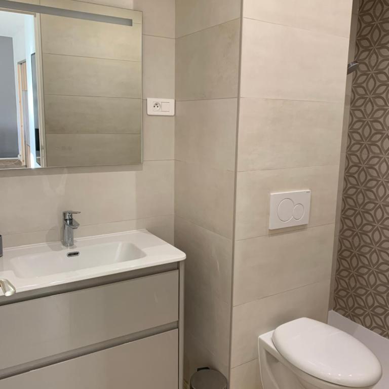 Agréable 2 pièces à 150 m de la mer - Apartamento de 1 dormitorio - 11