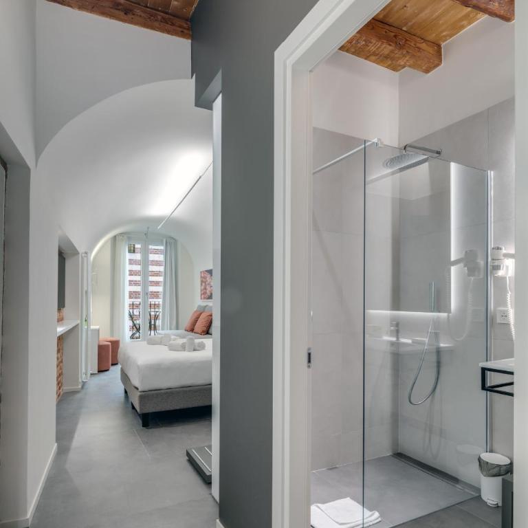 Forum Suites - Superior Double Room - 4