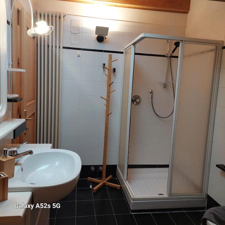 Appartamenti DOLOMITI - Two-Bedroom Apartment - 13