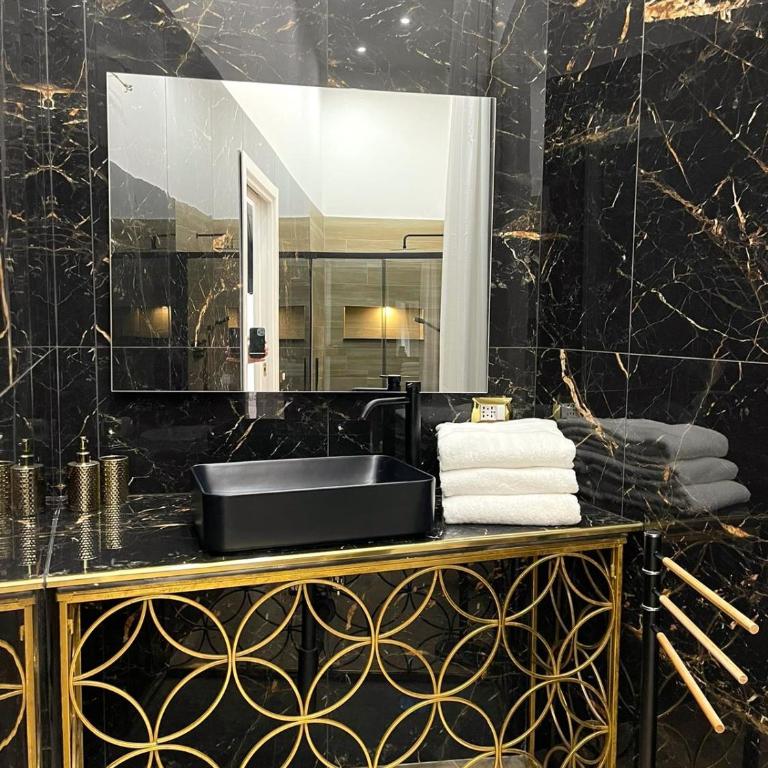 Berenice Suites - Camera Quadrupla con Bagno Privato - 28