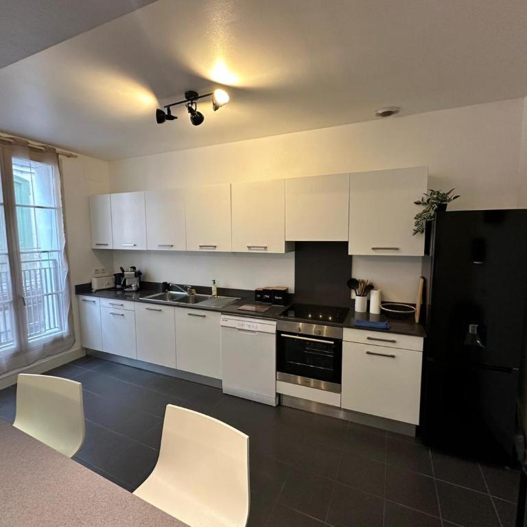 Spacieux Appartement 2 Chambres Plein Cœur de Perpignan - Apartamento de 2 dormitorios - 5