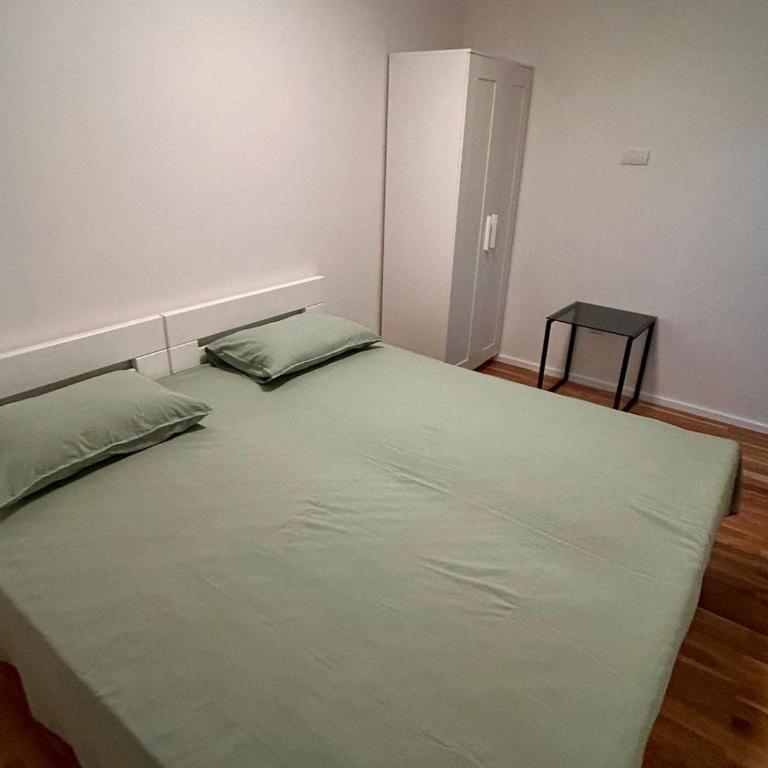 Pale Green - Two-Bedroom Apartment - 31