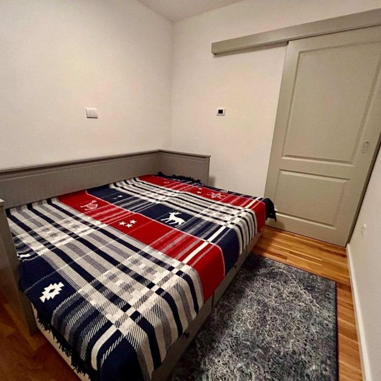 Pale Green - Two-Bedroom Apartment - 18