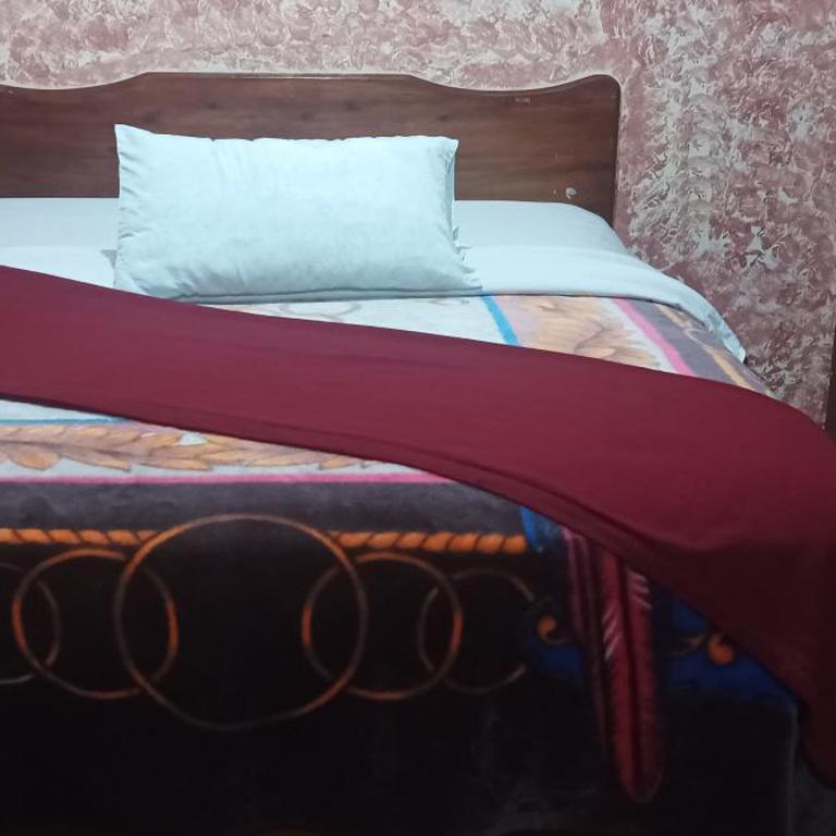 La Perla Cuencana Hostal - Habitación Doble con baño privado - 2 camas - 8