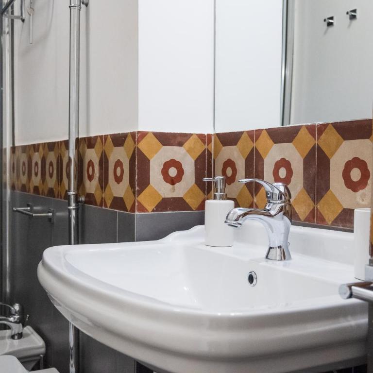 casa mo room and suite - Camera Matrimoniale Deluxe con Balcone - 7