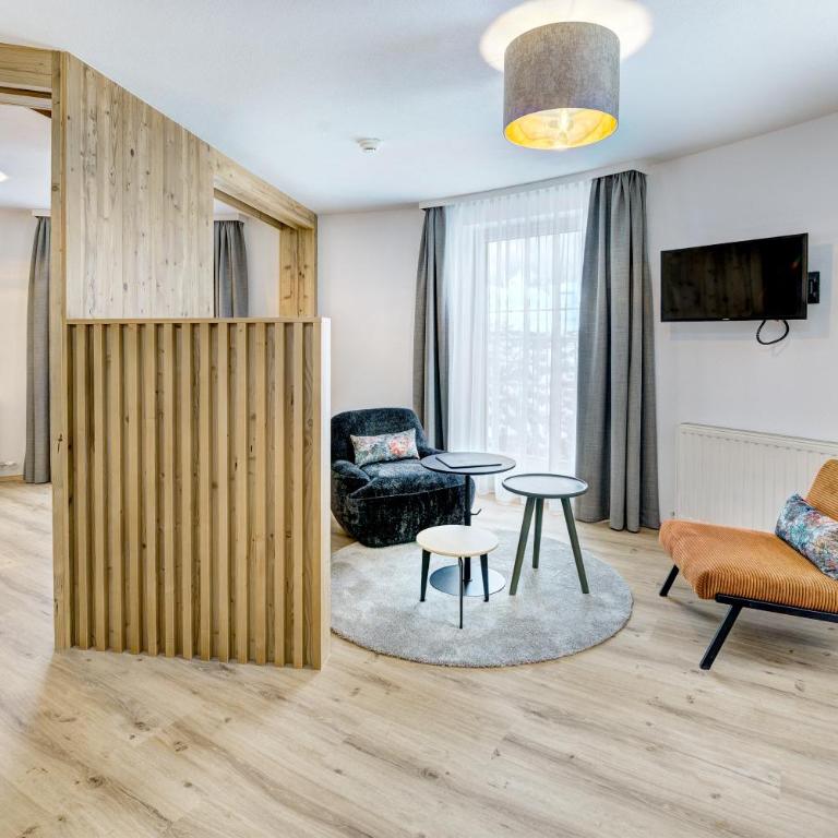 Hotel Brigitte - Deluxe Junior Suite - 4