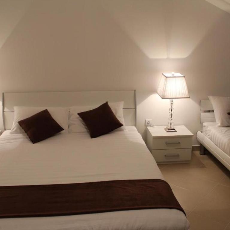 Elegance Duplexes by Monte Aria - Two-Bedroom Apartment - 17