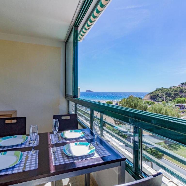 Beautiful flat in the building Balcon del Mar, on the first line of La Cala beach, pool and garage - One-Bedroom Apartment - 6