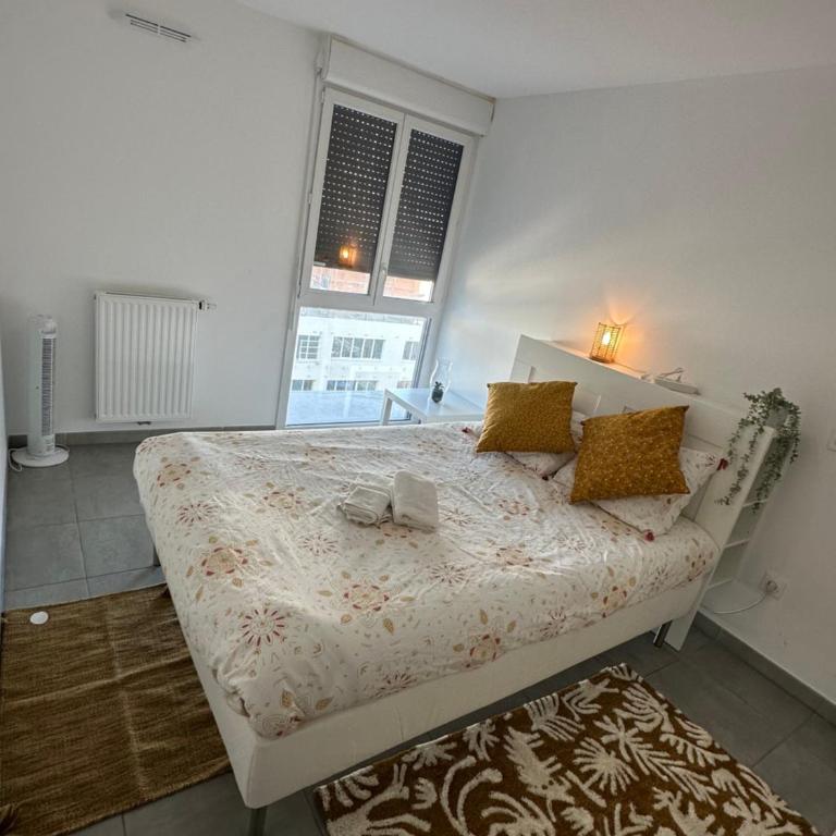 Apparemment lumineux (3 lits, 2 chambres, 1 salon) 2ème Arrondissement - Appartement 2 Chambres - 10