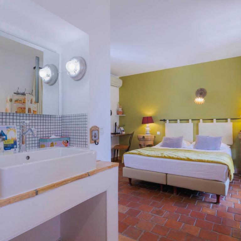Hôtel du Clos - Chambre Bergerie avec Terrasse - 7