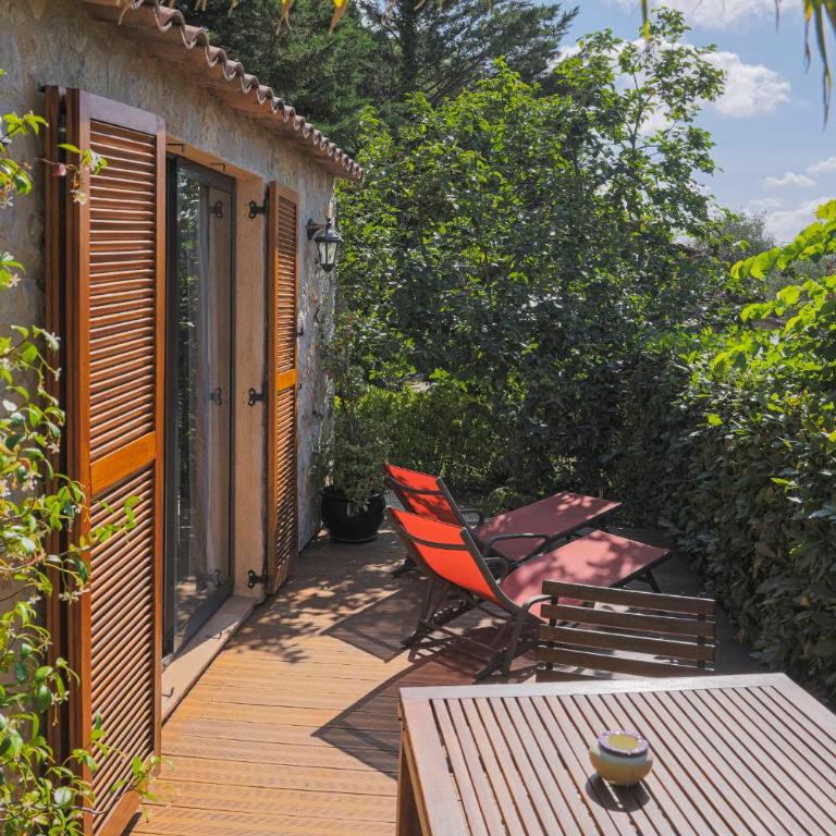 Hôtel du Clos - Chambre Double - Vue sur Piscine - 5