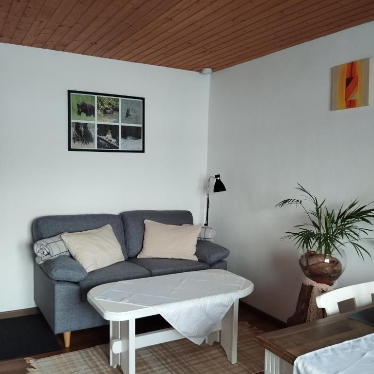 Ferienwohnung Karin Humer - Apartment mit Blick auf die Berge - 2