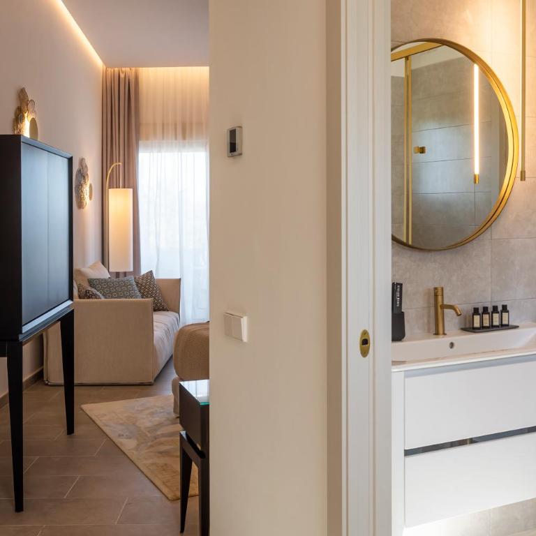 Dionis Boutique Hotel & Spa - Habitación Doble Deluxe con bañera - 4