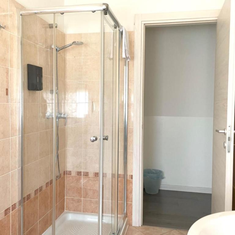 Confortini Rooms SUNDAY - Double Room - 12