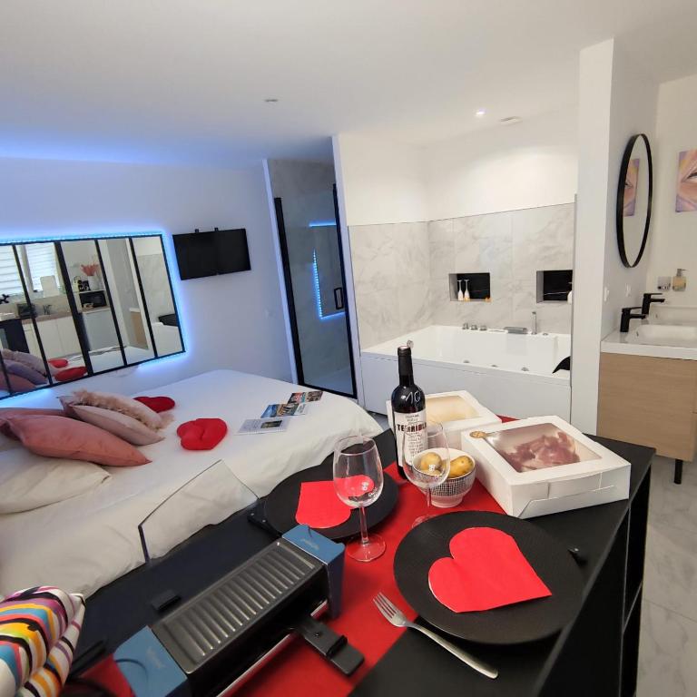 Suite BULLE D'AMOUR Balnèo Spa & Terrasse à 5 min des plages - Appartement 1 Chambre - 3