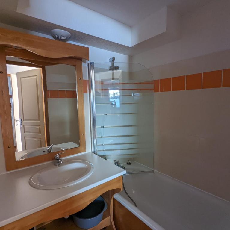 Appartement Chamrousse, 4 personnes - Village du Bachat - Appartamento con Vista Montagna - 6
