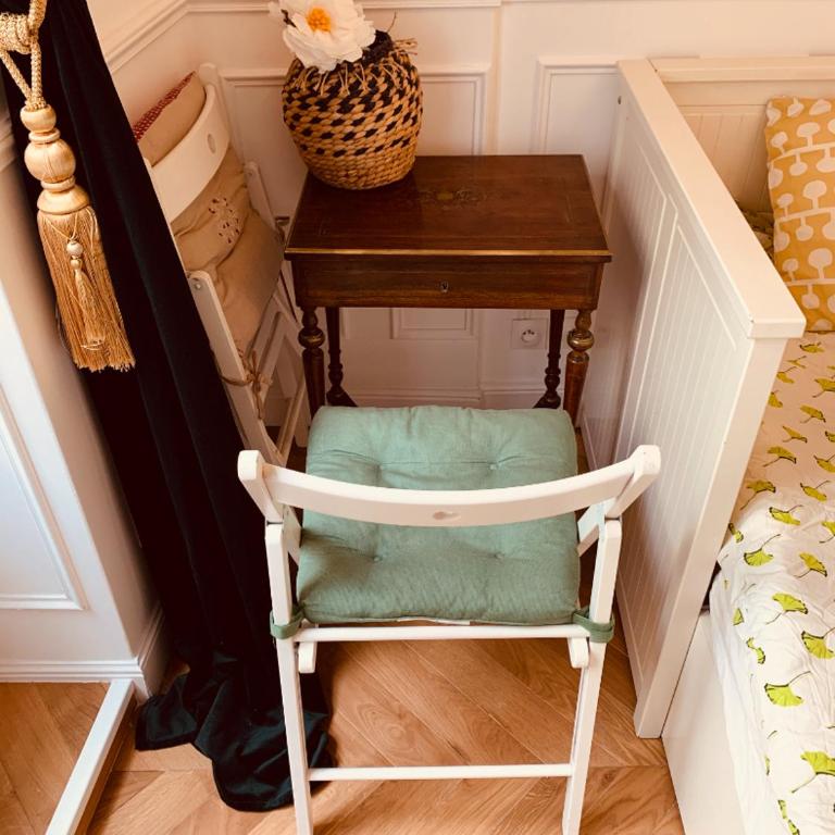 Parisian style Appartment Private room with Shared bathroom near Bastille and Gare de Lyon - Chambre Lit Queen-Size avec Salle de Bains Commune - 3