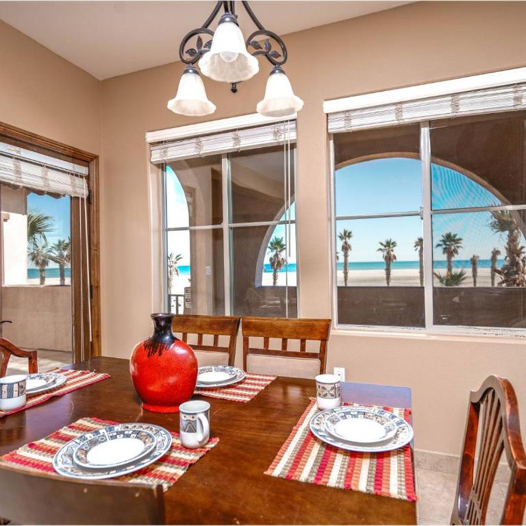 San Felipe Beachfront Condo with Panoramic Views of the Sea of Cortez - Casa - 3
