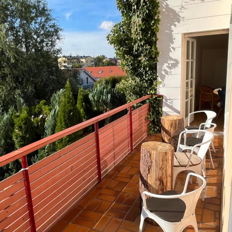 Glückliche Kuh-Villa - Achtsamer Rückzugsort mit Traumgarten, Schwimmteich & Raum zum Sein bis 18 Personen - Allgäu - Suite Loft - 20
