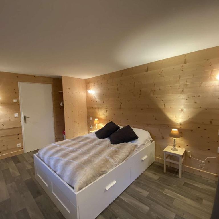 Chalet familial spacieux et lumineux à 5 min du centre, avec balcon, Wi-Fi, proche des pistes - Chalet mit 3 Schlafzimmern - 13