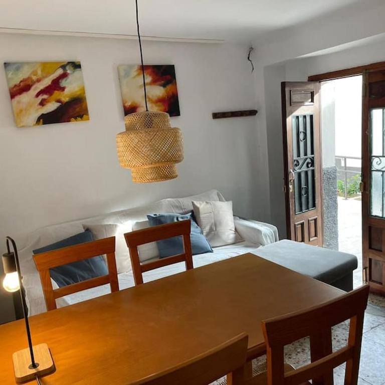 La casita de la fuente - Two-Bedroom House - 12