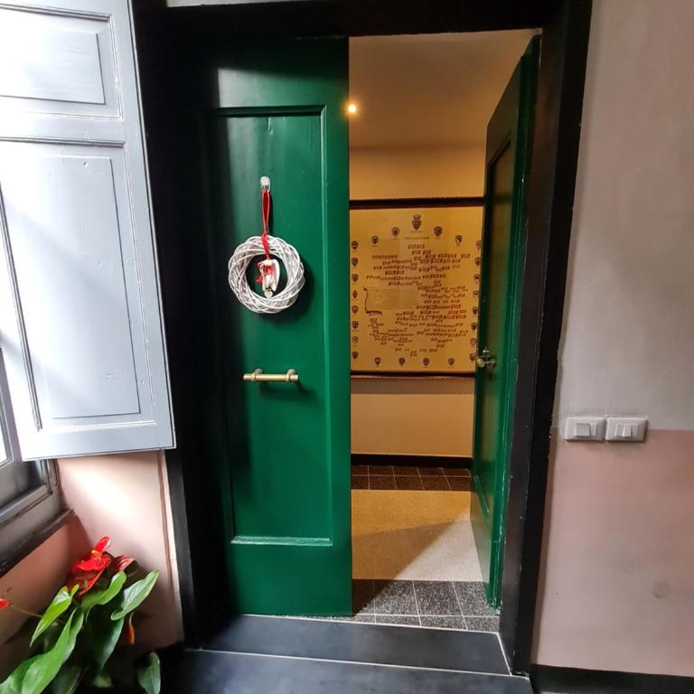 B&B Residenza d'epoca "La nostra casa tra le torri" - Camera Matrimoniale con Bagno Privato Esterno - 8
