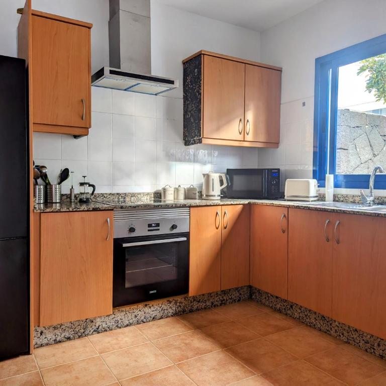 Casa Aleksandra - Two-Bedroom House - 12