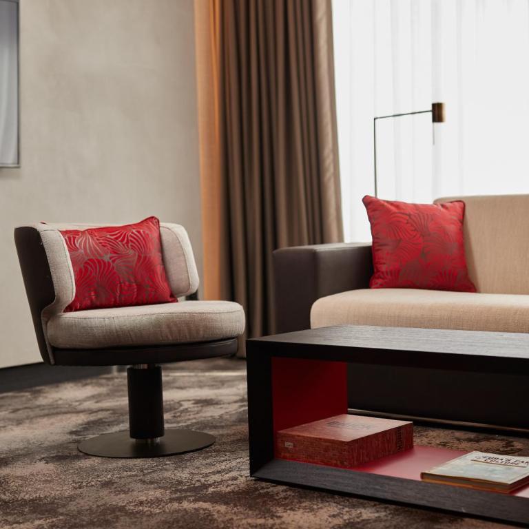 Hilton Belgrade - Junior Suite - 4