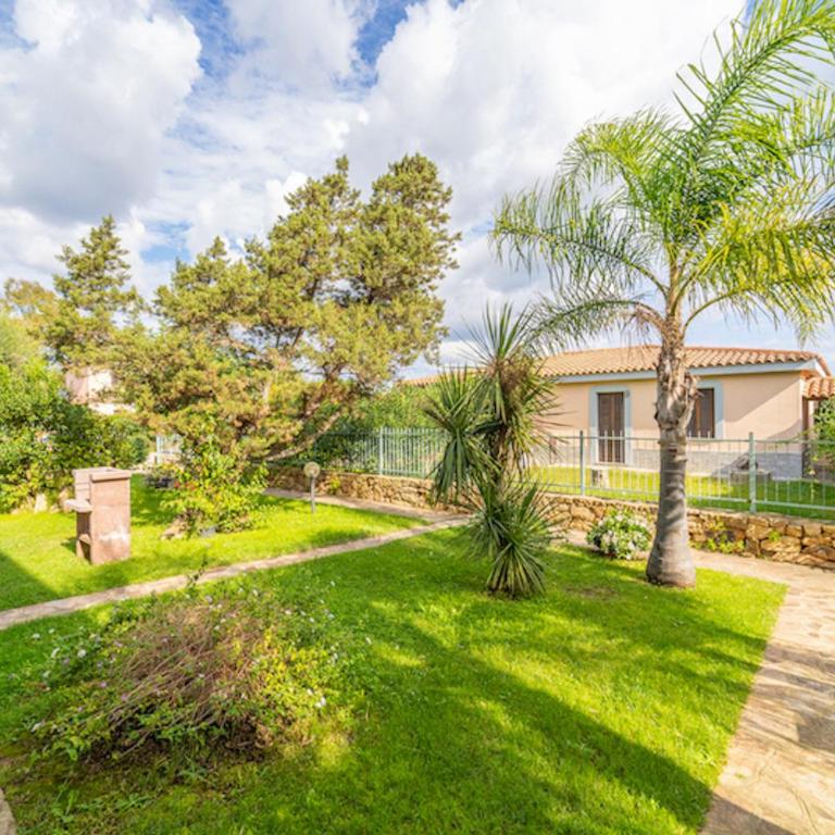 ISS Travel, Villa Fiorita - 800 m from La Cinta beach - Appartamento con Terrazza - 7