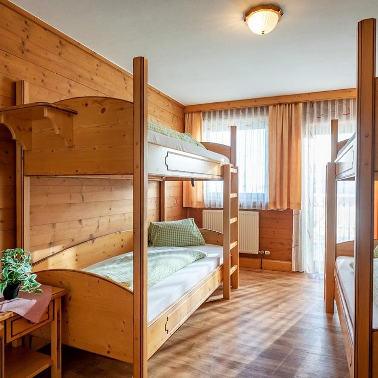Berggasthof Rofan - Vierbettzimmer - 2