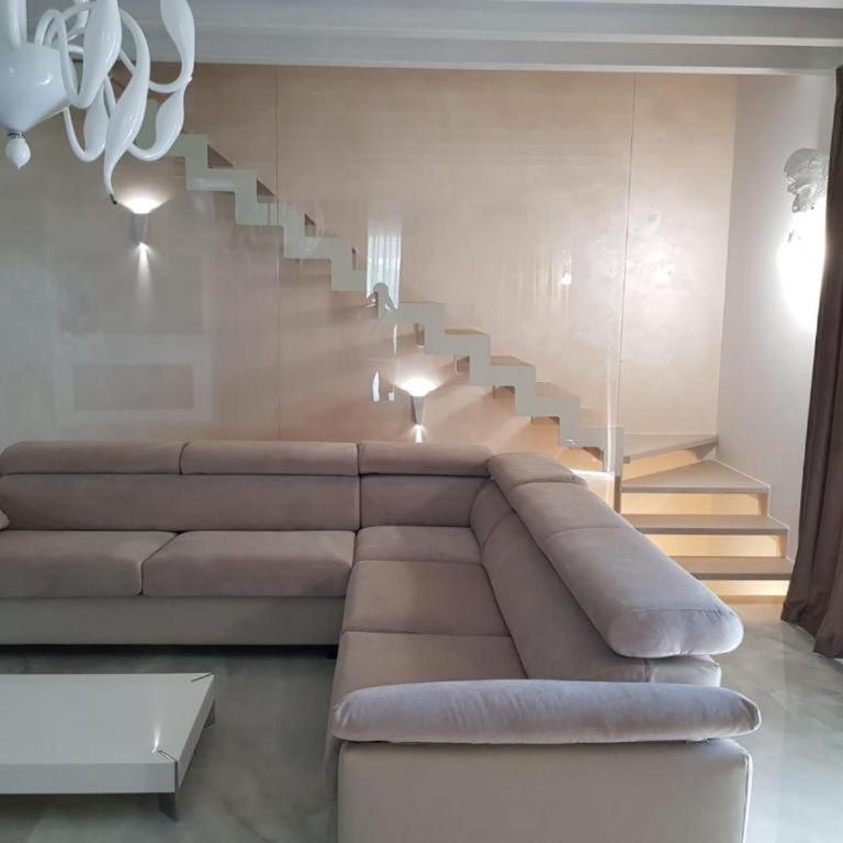 Villa RELAX - Three-Bedroom Villa - 4