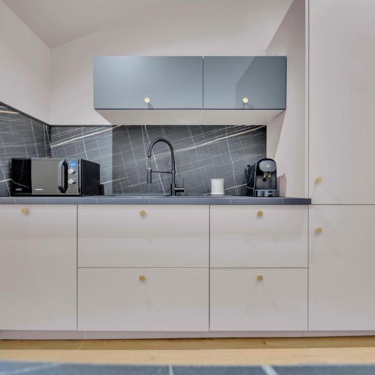 Élégance & Calme : Centre/Gare/Cité Gastronomie - Appartement 1 Chambre - 5
