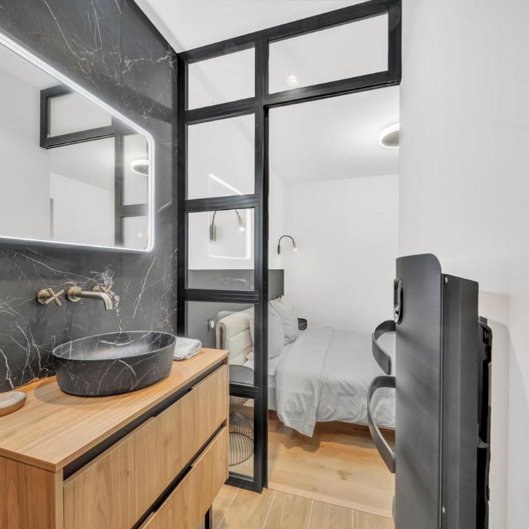 Élégance & Calme : Centre/Gare/Cité Gastronomie - Appartement 1 Chambre - 21