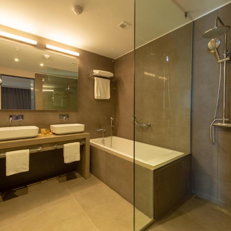 Novotel Vina del Mar - Suite Superior con cama extragrande - 5