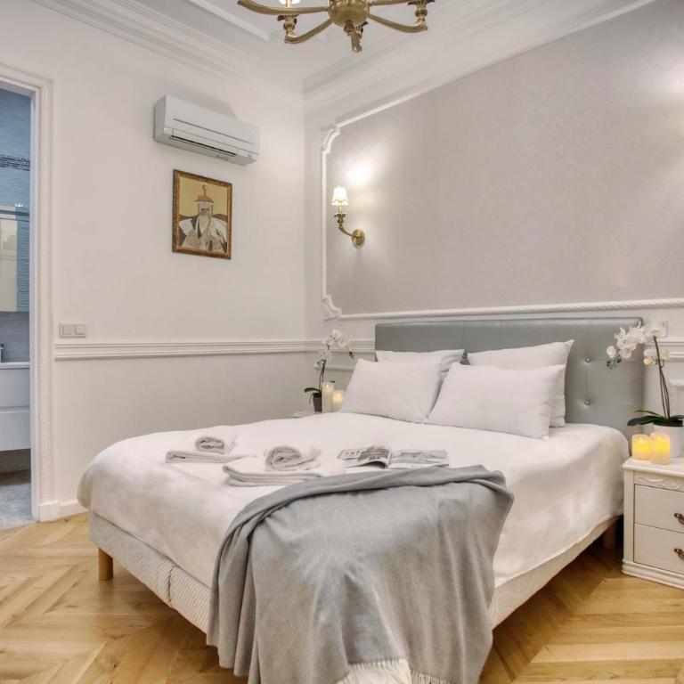 Galeries LaFayette - 7 bedrooms - lift - aircon - Appartement - 16
