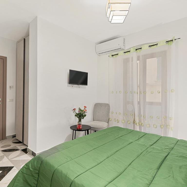 Orizzonte 5 Terre - Via Fiume 44 - Stazione Centrale - Queen Room - 10