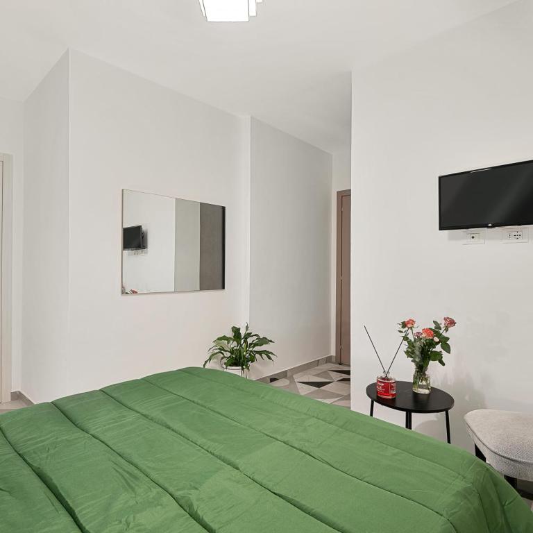 Orizzonte 5 Terre - Via Fiume 44 - Stazione Centrale - Queen Room - 6