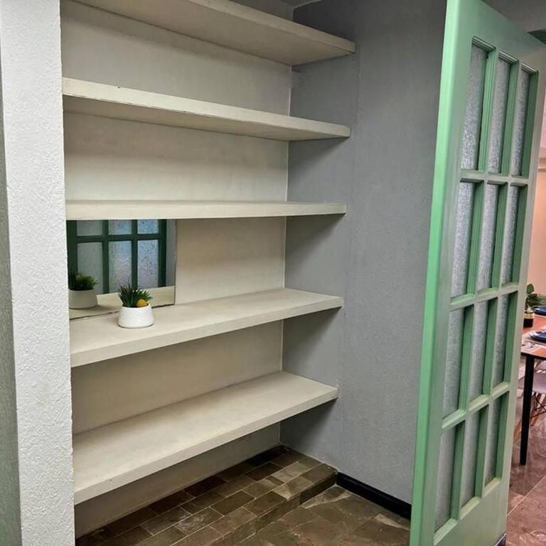 Espacioso, Centrico, Acogedor y Buena Ubicacion - Three-Bedroom Apartment - 17