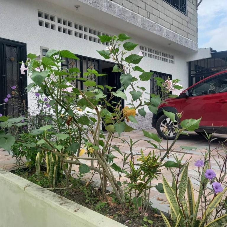Apartamento Completo Cerca al Terminal con Parqueadero y Aire AC - Apartamento de 2 dormitorios - 1