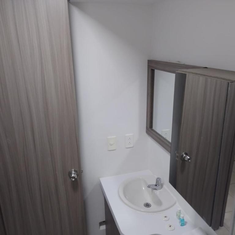 OroNegroApartaHoteles Espectacular Apartaestudio Amoblado Armenia, Quindio - Apartamento de 1 dormitorio - 21