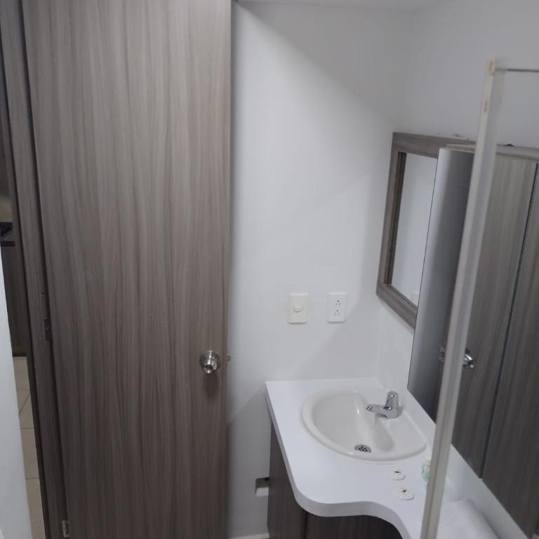 OroNegroApartaHoteles Espectacular Apartaestudio Amoblado Armenia, Quindio - Apartamento de 1 dormitorio - 18