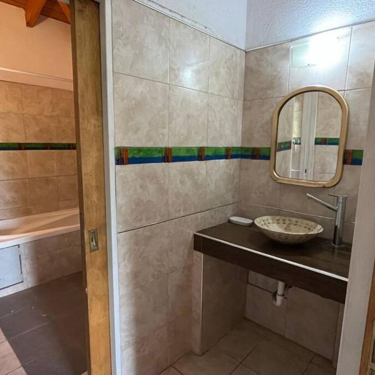 Cosquín Casa a metros del río con pileta - Hasta 12 personas - Casa de 4 dormitorios - 11